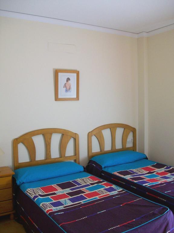Apartamentos Par Tres - Oliva Nova Quarto foto