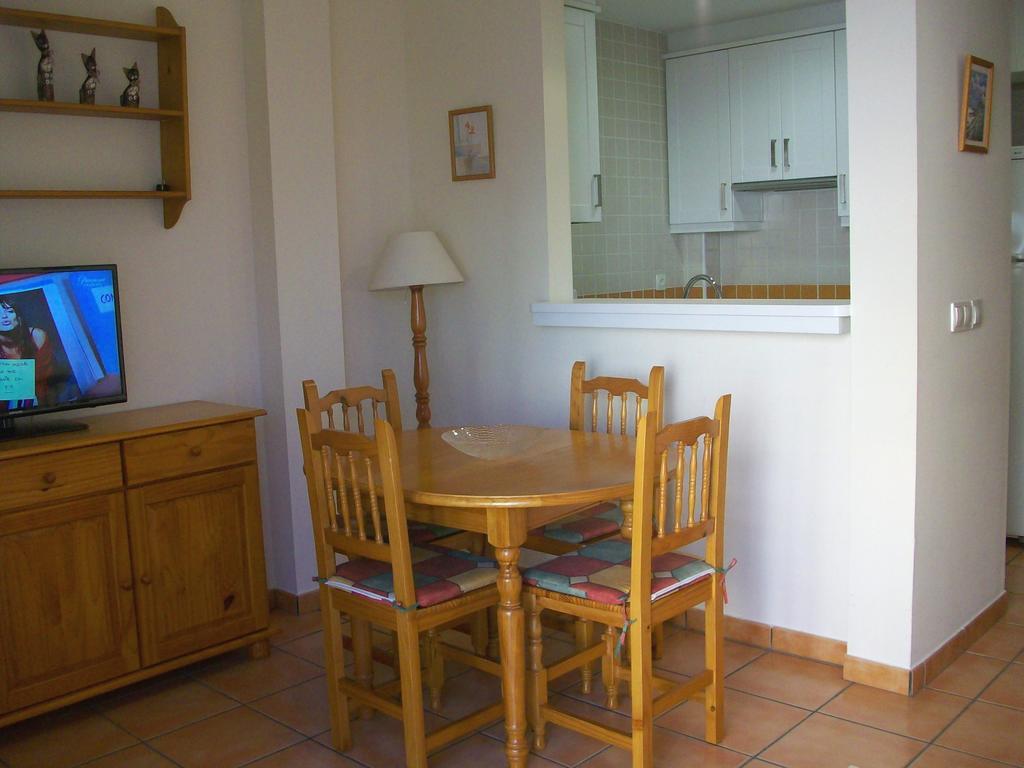 Apartamentos Par Tres - Oliva Nova Quarto foto